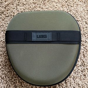 UAG AirPods Max Protective Case Olive Green - Slim Durable Headphone Cover NEW